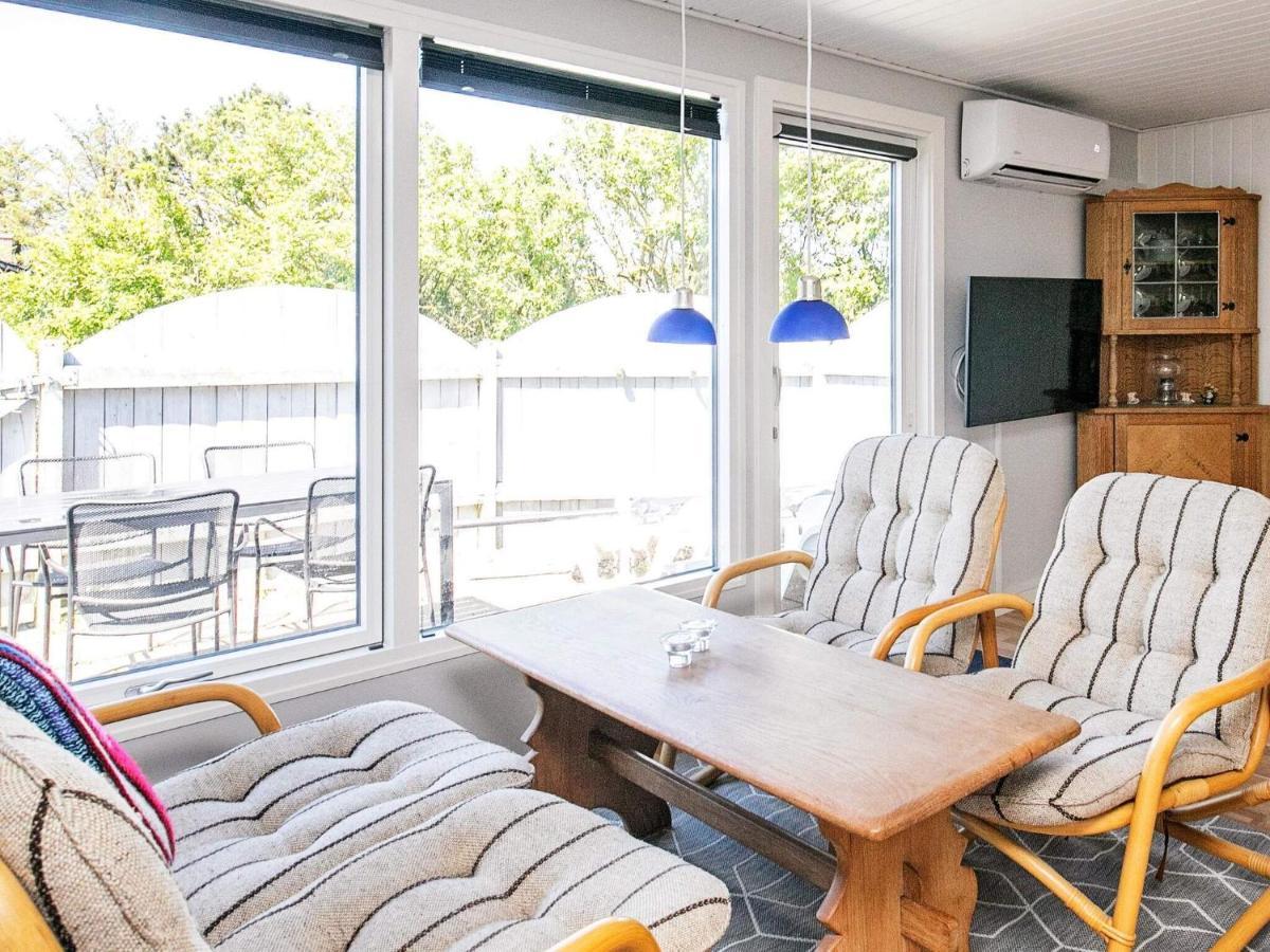 4 Person Holiday Home In L Kken Lokken Exterior photo