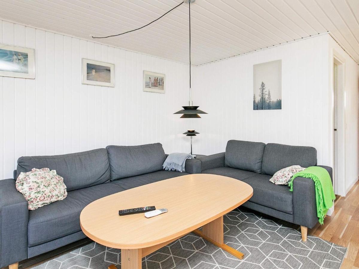 4 Person Holiday Home In L Kken Lokken Exterior photo