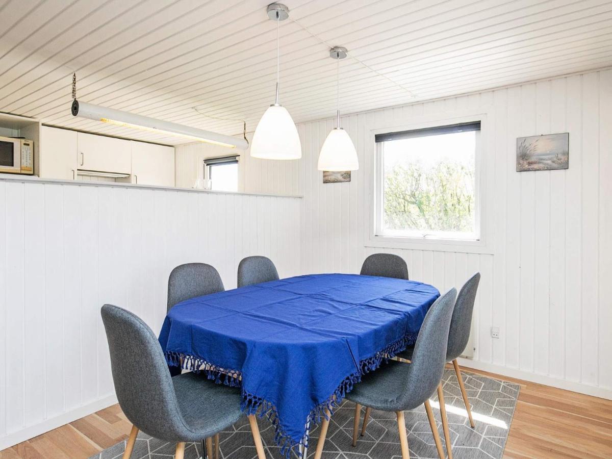 4 Person Holiday Home In L Kken Lokken Exterior photo
