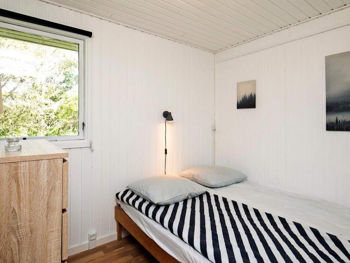 4 Person Holiday Home In L Kken Lokken Exterior photo