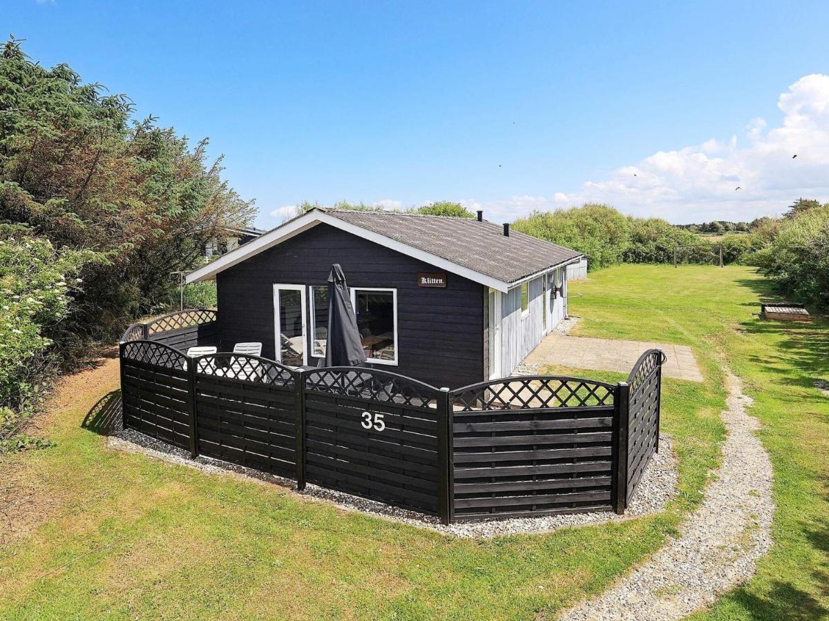 4 Person Holiday Home In L Kken Lokken Exterior photo