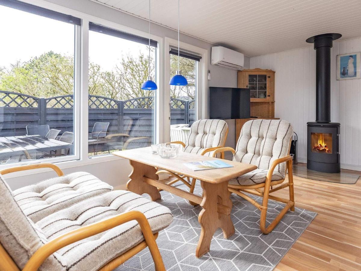 4 Person Holiday Home In L Kken Lokken Exterior photo